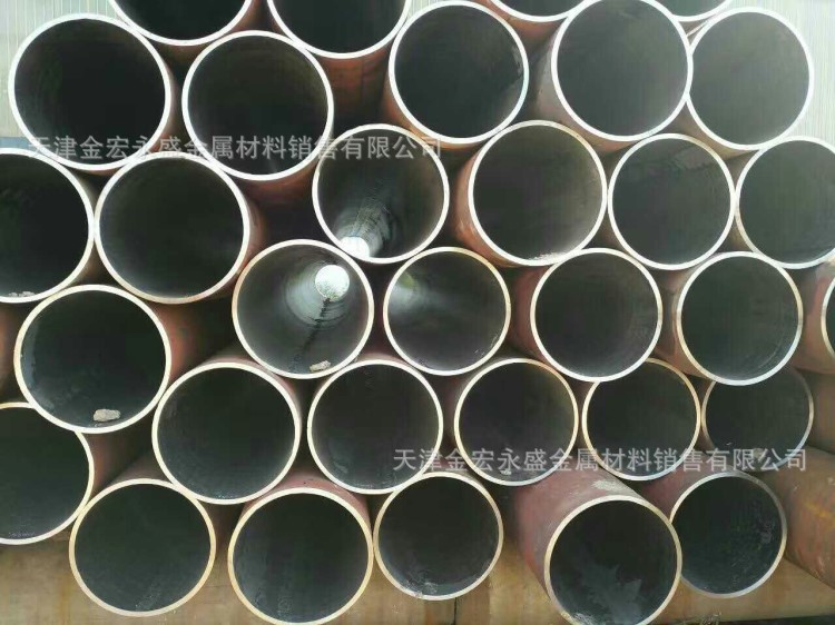 大口徑無縫鋼管：外徑219mm 壁厚6mm 7.8mm 8mm 9mm 10mm 12mm