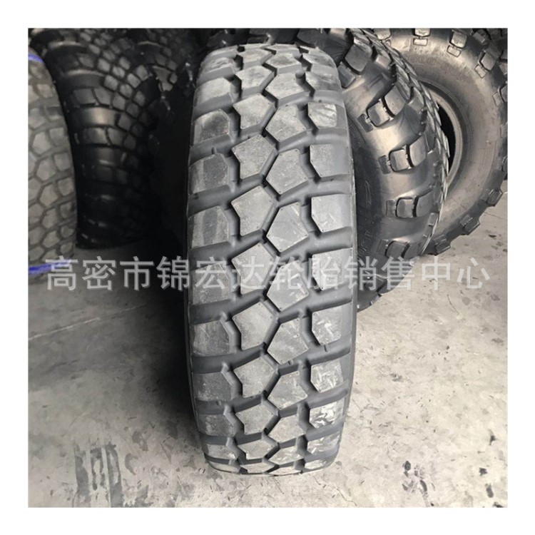 前進(jìn)徐工130中聯(lián)150噸工程輪胎365/85R20越野起重機(jī)輪胎365/85r20