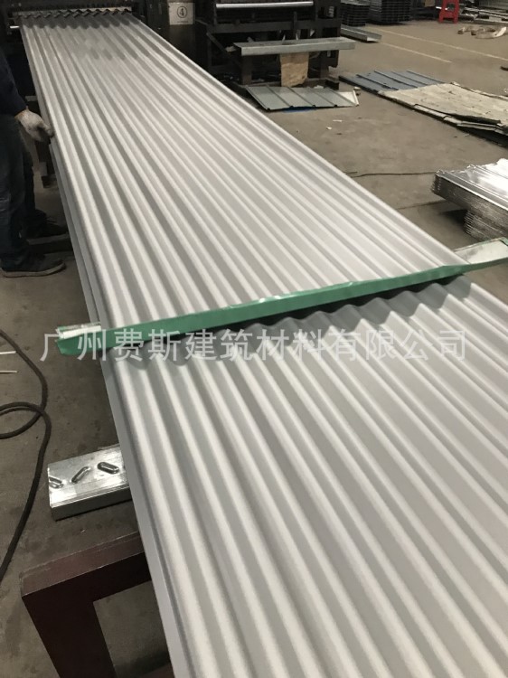廣東深圳銀灰色隔熱膜825型波紋板波浪瓦加工歡迎詢價