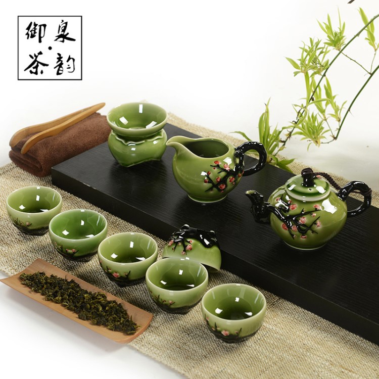 中秋禮品茶具批發(fā)御泉陶瓷手繪青瓷紅梅養(yǎng)生功夫茶具套裝廠價直銷