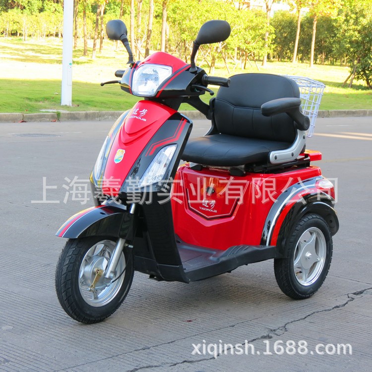 1人座三輪電動老年代步車 低速道路車 電動代步車  三輪電動車