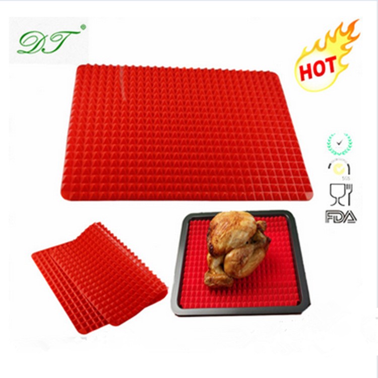 現(xiàn)貨 39*27.5cm食品級微波爐烤墊金字塔硅膠燒烤墊 熱賣