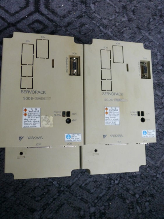 安川控制器SGDB-20ADG