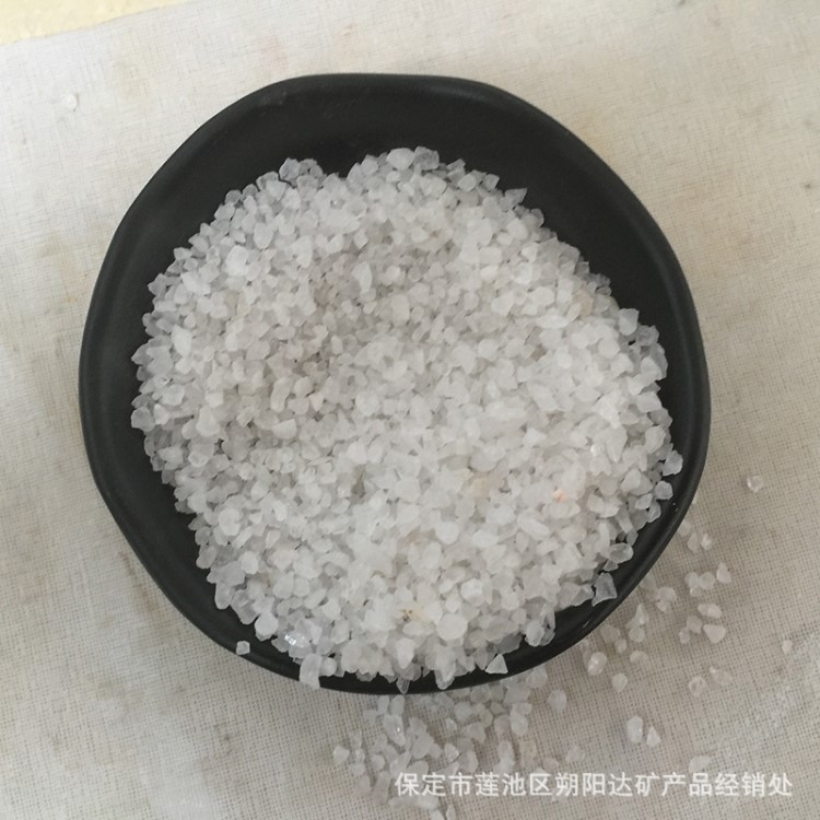 現(xiàn)貨供應(yīng)石英砂 凈水濾料 水處理專用硅砂 規(guī)格
