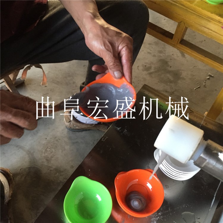 呂梁碗禿機(jī)2019多功能洋芋攪團(tuán)機(jī)十年品質(zhì)碗團(tuán)機(jī)售后無憂