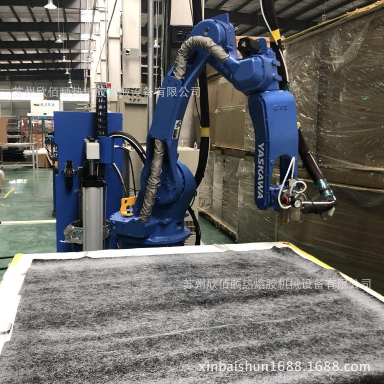 pur熱熔膠膠機(jī)制造商供應(yīng)汽車應(yīng)用PUR熱熔膠機(jī)，汽車后蓋板PUR機(jī)