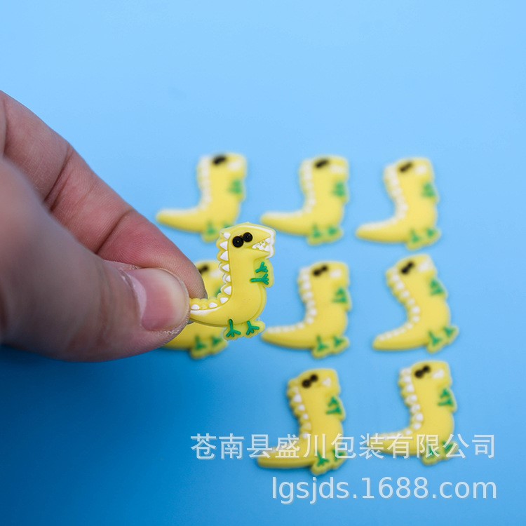 廠家直銷PVC軟膠膠章標牌 硅膠橡膠標 服裝鞋帽滴塑商標定做批發