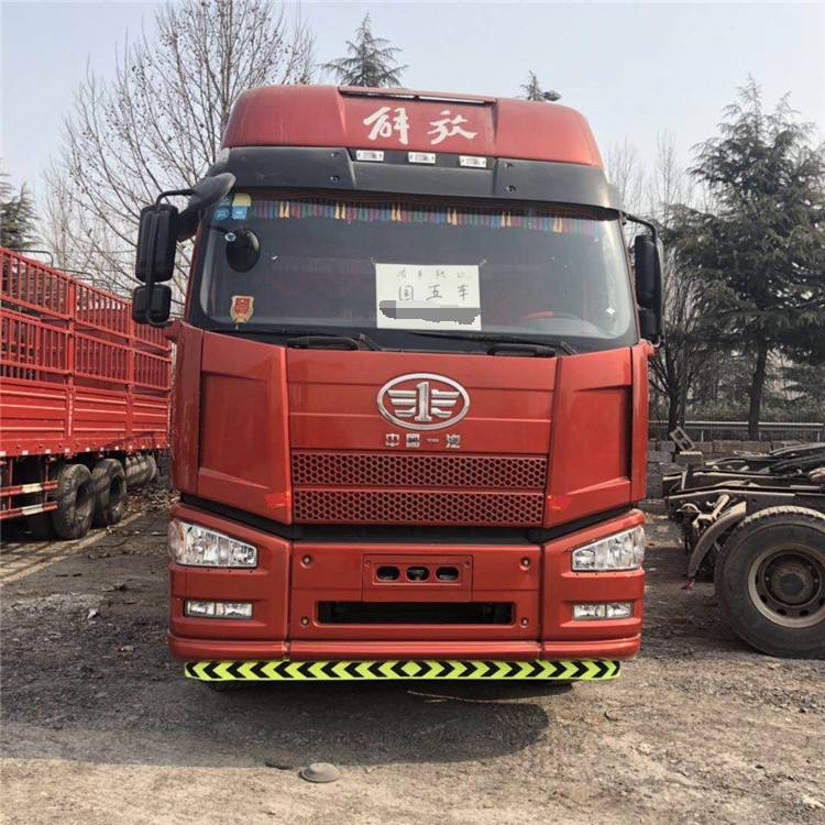 出售二手貨車解放J6p前四后八9.6米高欄多用途貨車