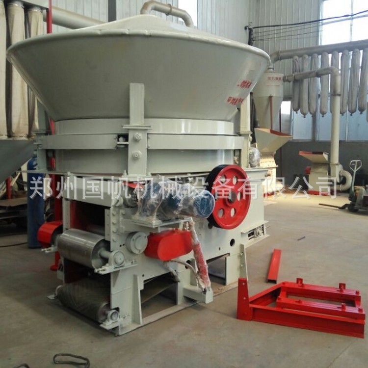 供應(yīng)樹墩破碎機(jī) 大型雙軸樹樁破碎機(jī) 可移動型樹根破碎機(jī)