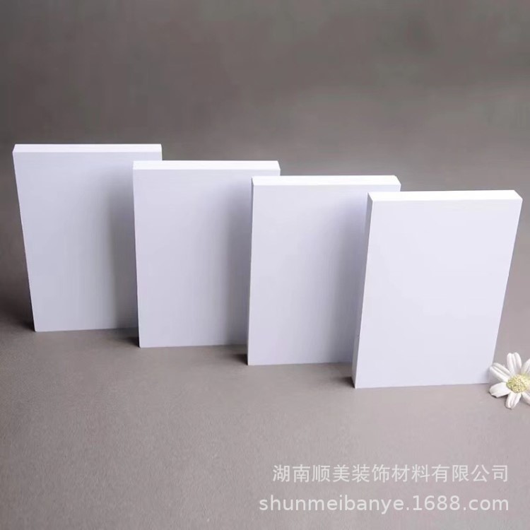 重慶pvc發(fā)泡板批發(fā) 重慶PVC結(jié)皮板廠家  重慶雪弗板