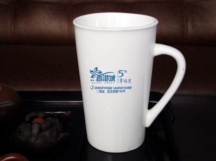 鄭州時(shí)尚熱轉(zhuǎn)印馬克杯定制廠家直銷變色杯創(chuàng)意馬克杯贈(zèng)品加logo