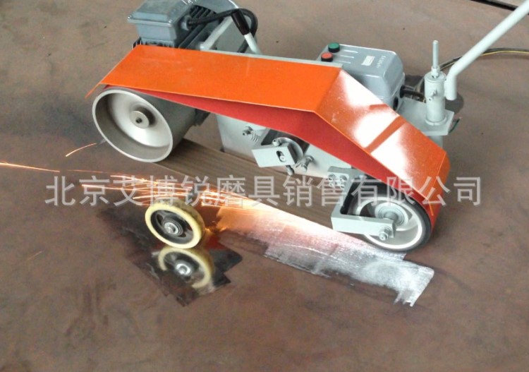 手推式砂帶機 鋼板焊縫打磨砂帶機 罐體拋光機
