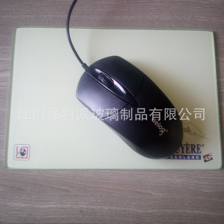 工廠定制玻璃鼠標(biāo)墊 鋼化玻璃防滑硬鼠標(biāo)墊多色可定制LOGO
