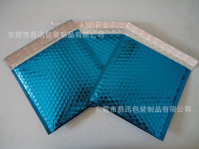 大量供應(yīng)綠色鋁箔氣泡袋 四方汽泡袋 規(guī)格可按要求定做