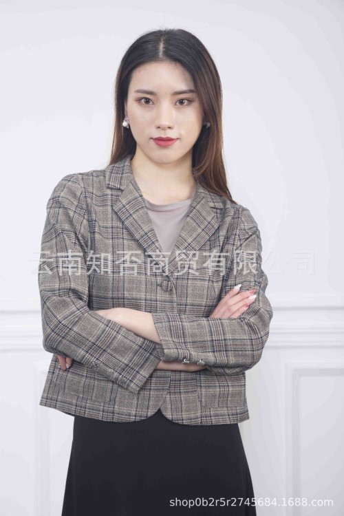 2019新款休閑款淺咖色格子小外套百搭女裝薄外套女短外套女