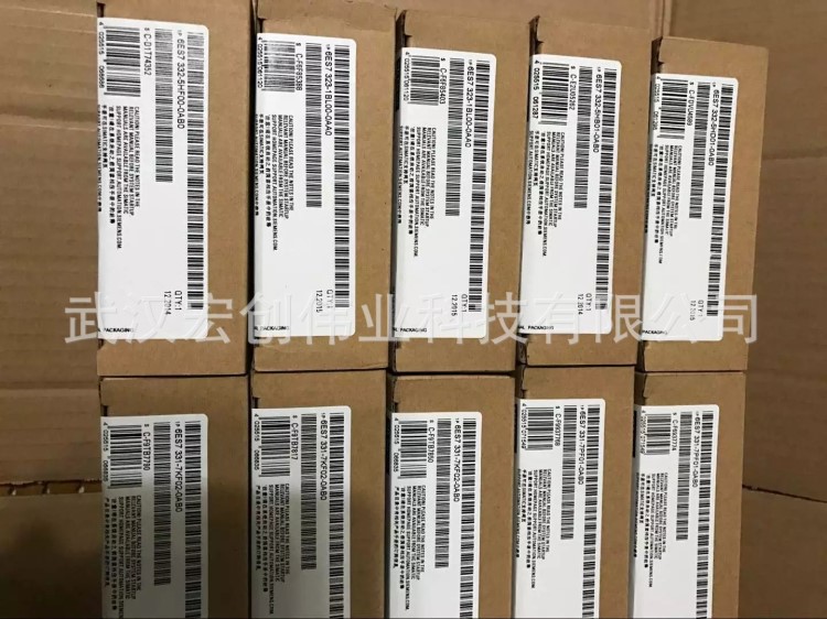 C200HW-PA204R 200HW-PA204R 歐姆龍模塊，歐姆龍PLC