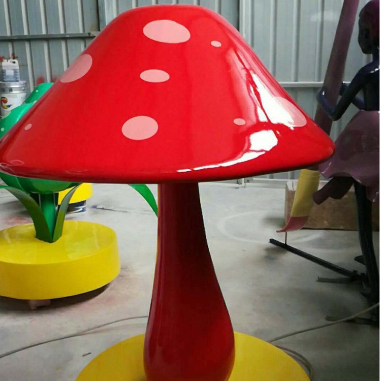 廠家 定制蘑菇玻璃鋼雕塑 各類造型卡通玻璃鋼制品雕塑