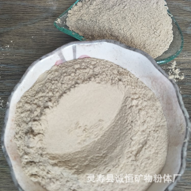 廠家供應(yīng)剎車片級(jí)蛭石顆粒銀白蛭石片多肉配件蛭石粉
