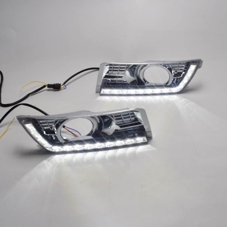 適用于凱迪拉克SRX日行燈 SRX專用LED日間行車燈 霧燈改裝日行燈