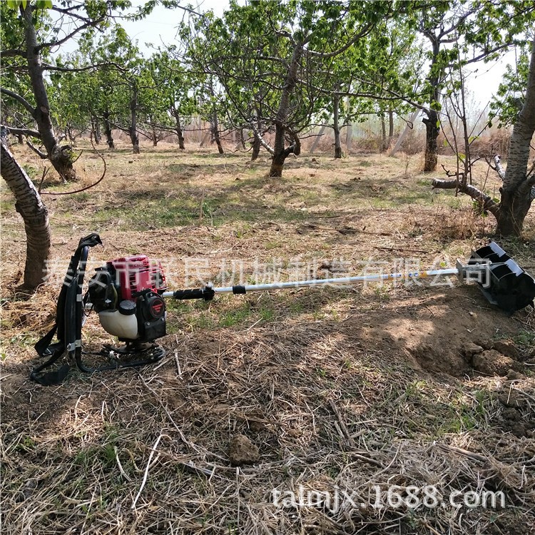 大馬力汽油割草機(jī) 小型果園大棚二沖四沖背負(fù)式鋤地機(jī) 23