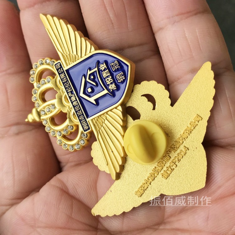 金屬徽章胸牌定制 帶翅膀胸章定做鉆石襟章制作立體老鷹徽章