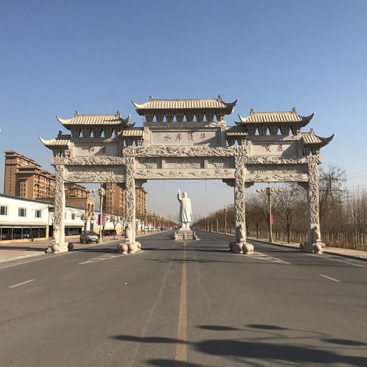 石雕牌樓花崗巖村口寺廟牌坊青石大理石雕刻古建筑大型三門石牌坊