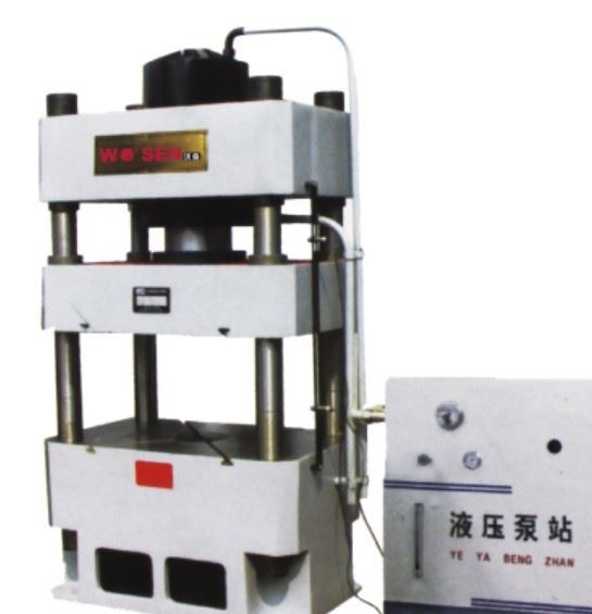 150T四柱三梁滑動工作臺液壓機