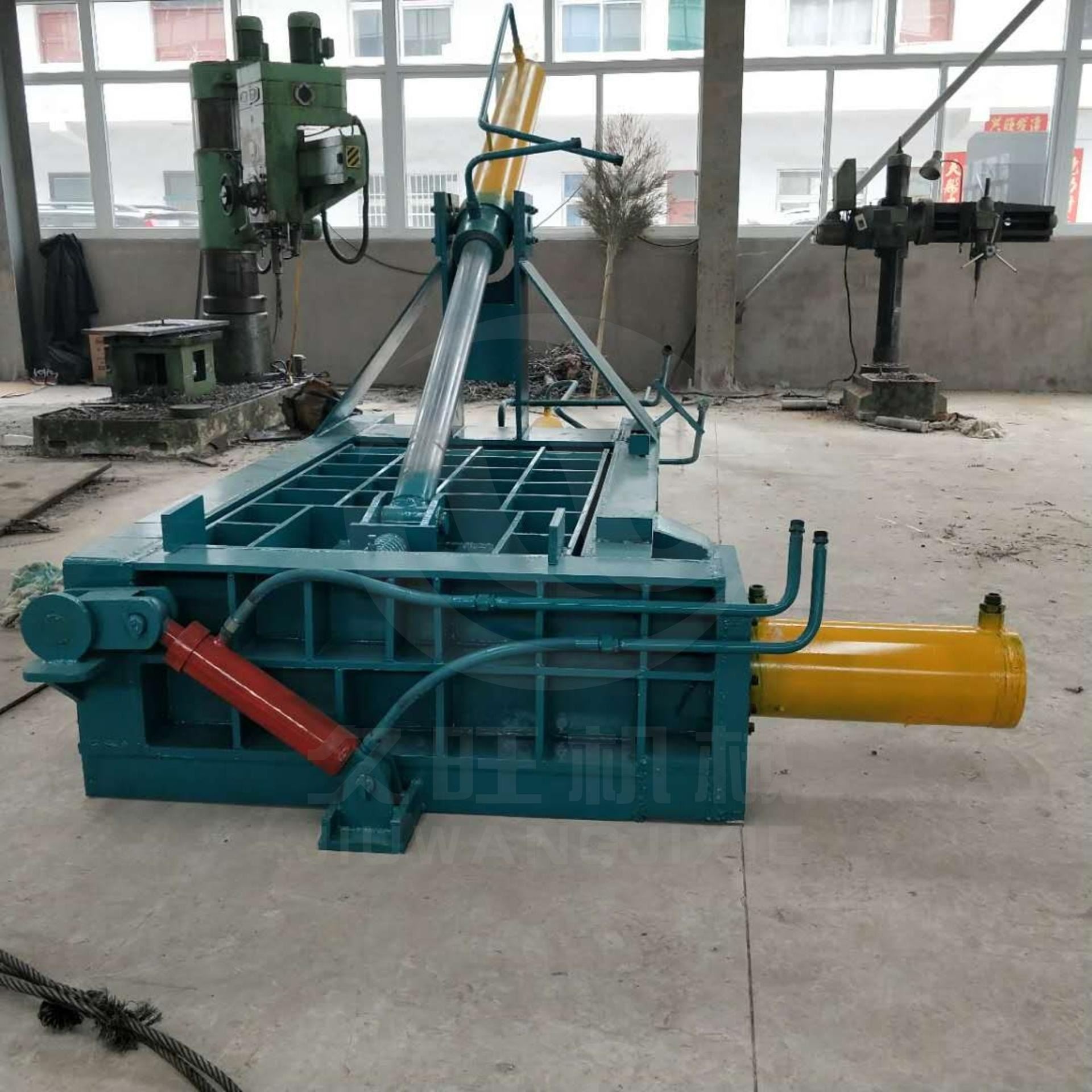 久旺廠家定制大中小型金屬壓塊機 臥式鐵銷斷橋鋁易拉罐廢舊鐵皮壓塊打包機現(xiàn)貨供應(yīng)