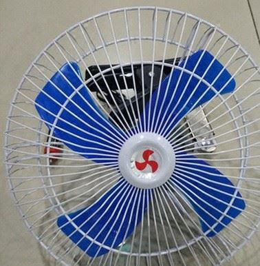 10寸帶夾車用帶開關(guān)車載便攜式12V24V電風(fēng)扇可搖頭貨車面包