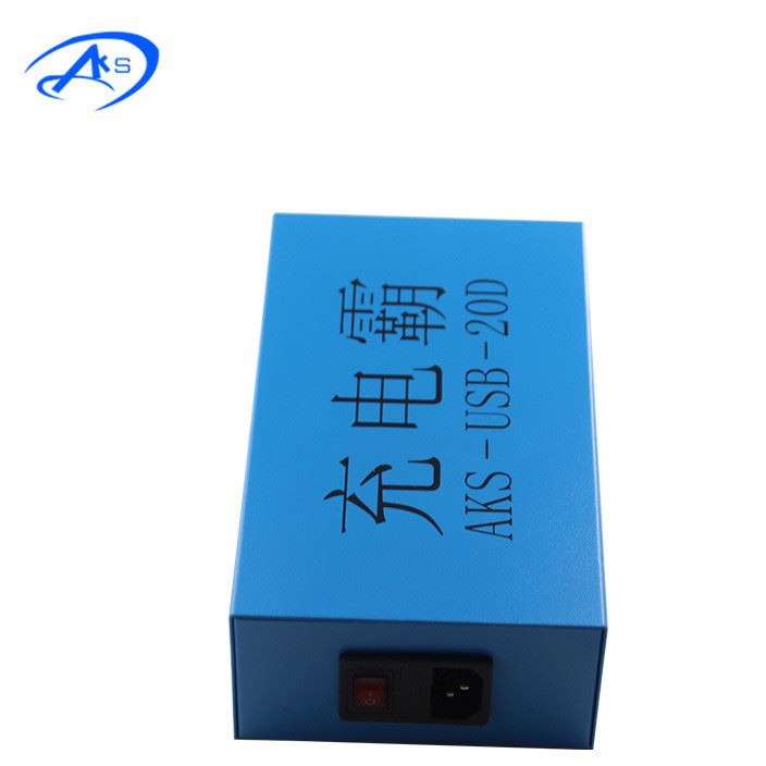 現(xiàn)貨供應(yīng)usb充電器插座 大功率數(shù)碼手機專用多口快速充電器批發(fā)