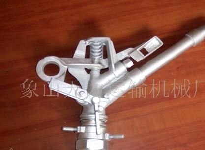 生产洒水器 万向洒水器 喷枪 煤场喷淋设备加工2014-15年新品