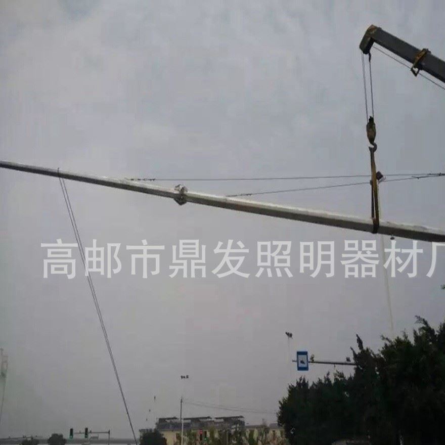 低价批发道路监控立杆，量大从优，特种钢材热镀锌，L型监控