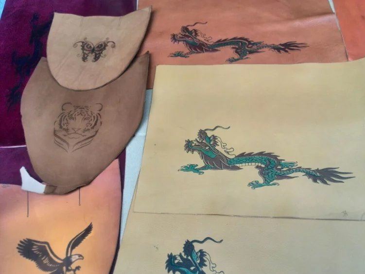 臘感手涂，噴涂。真皮浸泡染色。各種染料水，色精，PU底漆，面漆