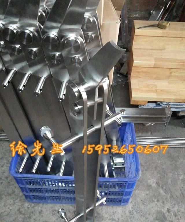 鐵藝欄桿 不銹鋼玻璃欄桿 欄桿安裝 氟碳噴涂欄桿 片欄桿