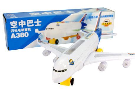 A380電動(dòng)萬(wàn)向帶音樂(lè)發(fā)光玩具飛機(jī) 超炫的夜市兒童玩具