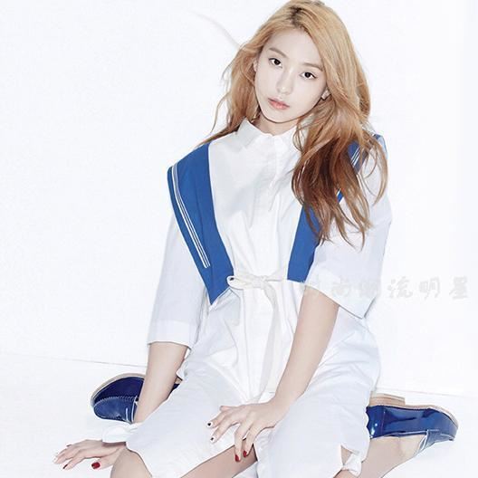 sistar尹寶拉鄭素敏許英智金裕貞同款海軍領(lǐng)條紋襯衫假兩件連衣裙