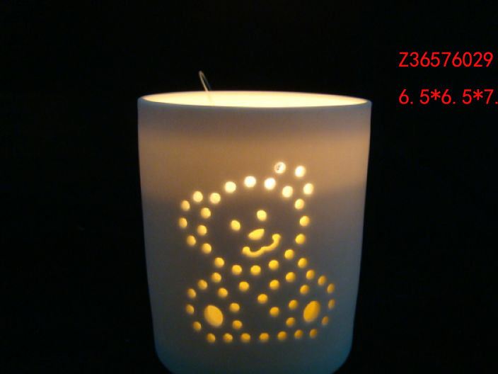 精美白瓷噴砂圣誕熊圣誕樹(shù)鏤空燈房