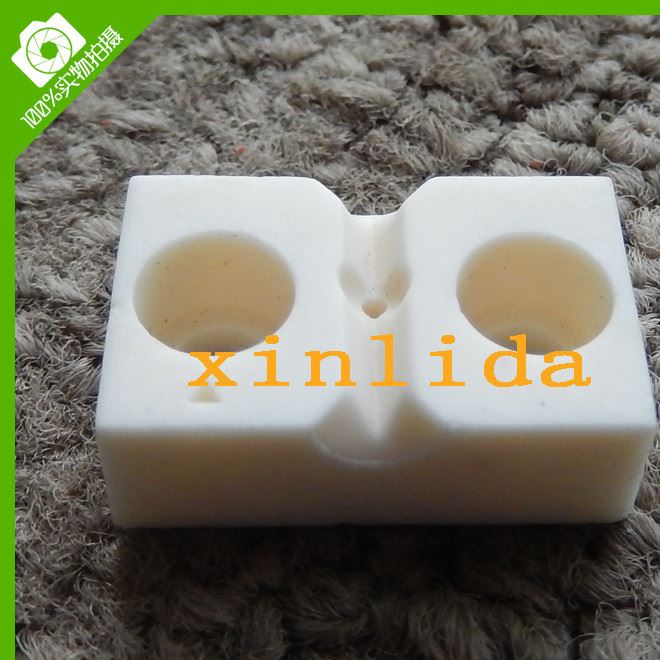 供應氧化鋁陶瓷塊 干壓成型 平面精磨 精密開槽 打孔  按需定制