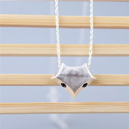 批發(fā)s925銀狐貍項鏈日韓時尚動物套鏈拉絲工藝項鏈送女友禮物