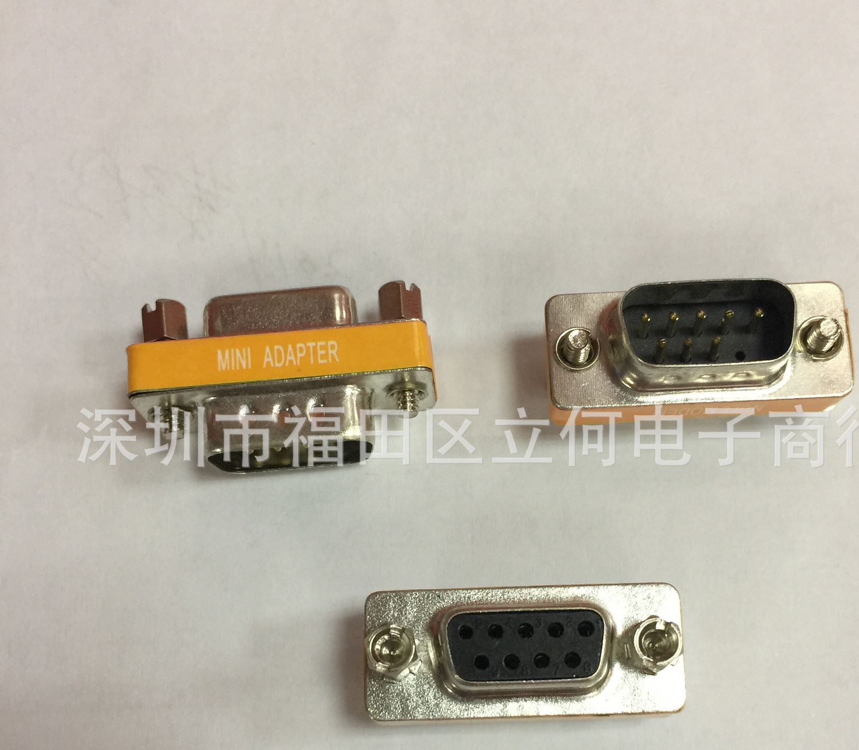 D-SUB高品質(zhì)轉(zhuǎn)接頭，9針對孔 9M/F 2/3交叉接點(diǎn) 橘黃色商標(biāo)