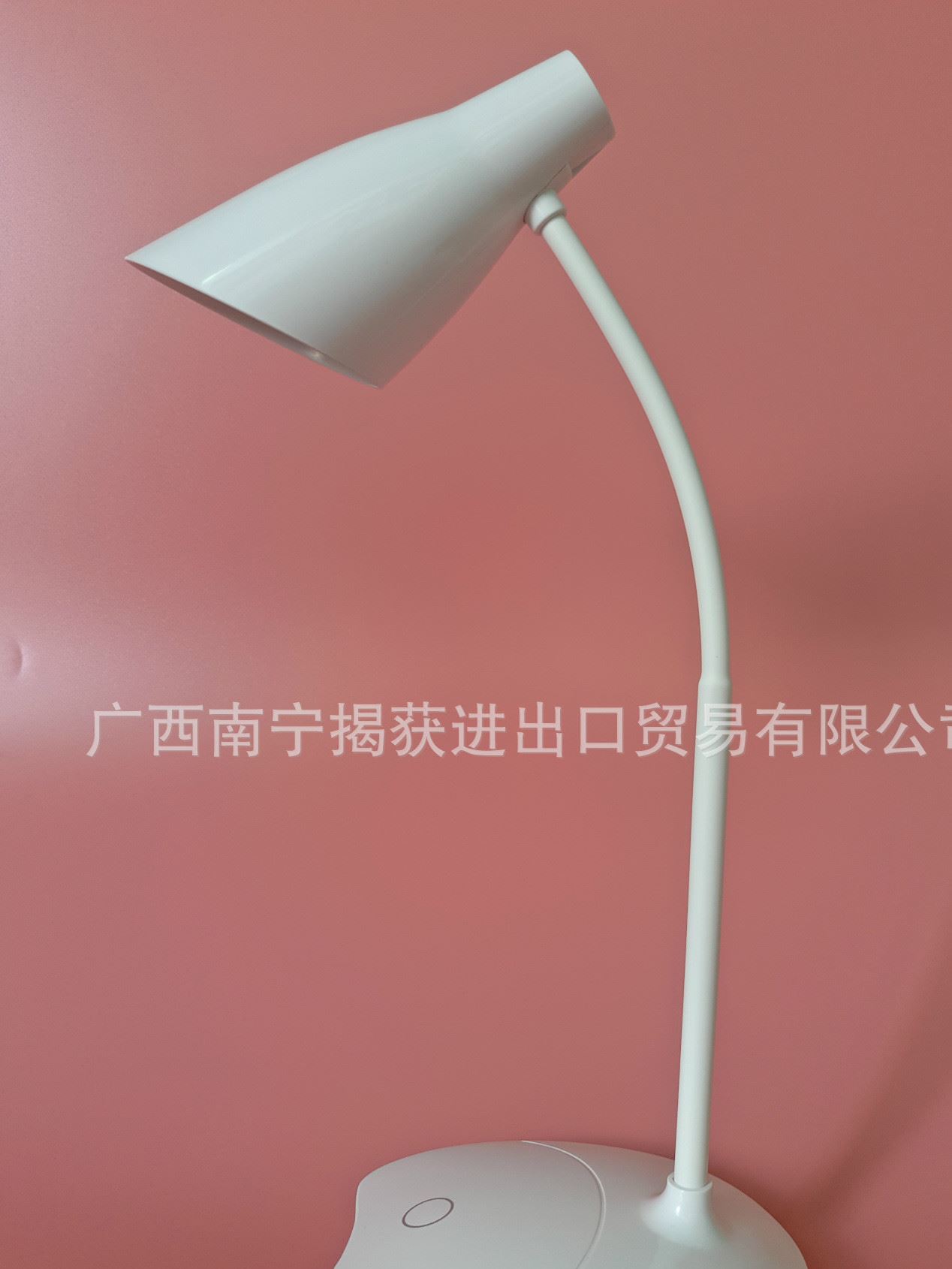 電腦便攜式接入臺(tái)燈.LED智能觸控