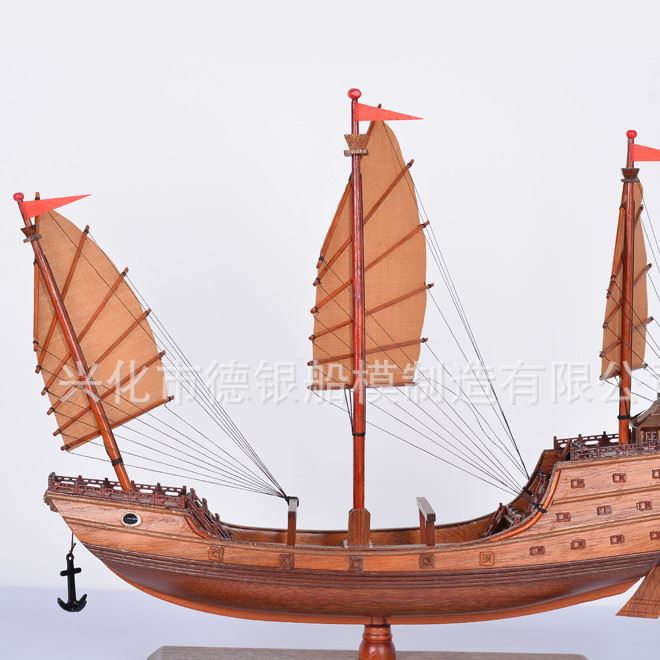 廠家供應(yīng)時(shí)尚個(gè)性木制小船擺件 木船模型擺件 帆船木船模批發(fā)