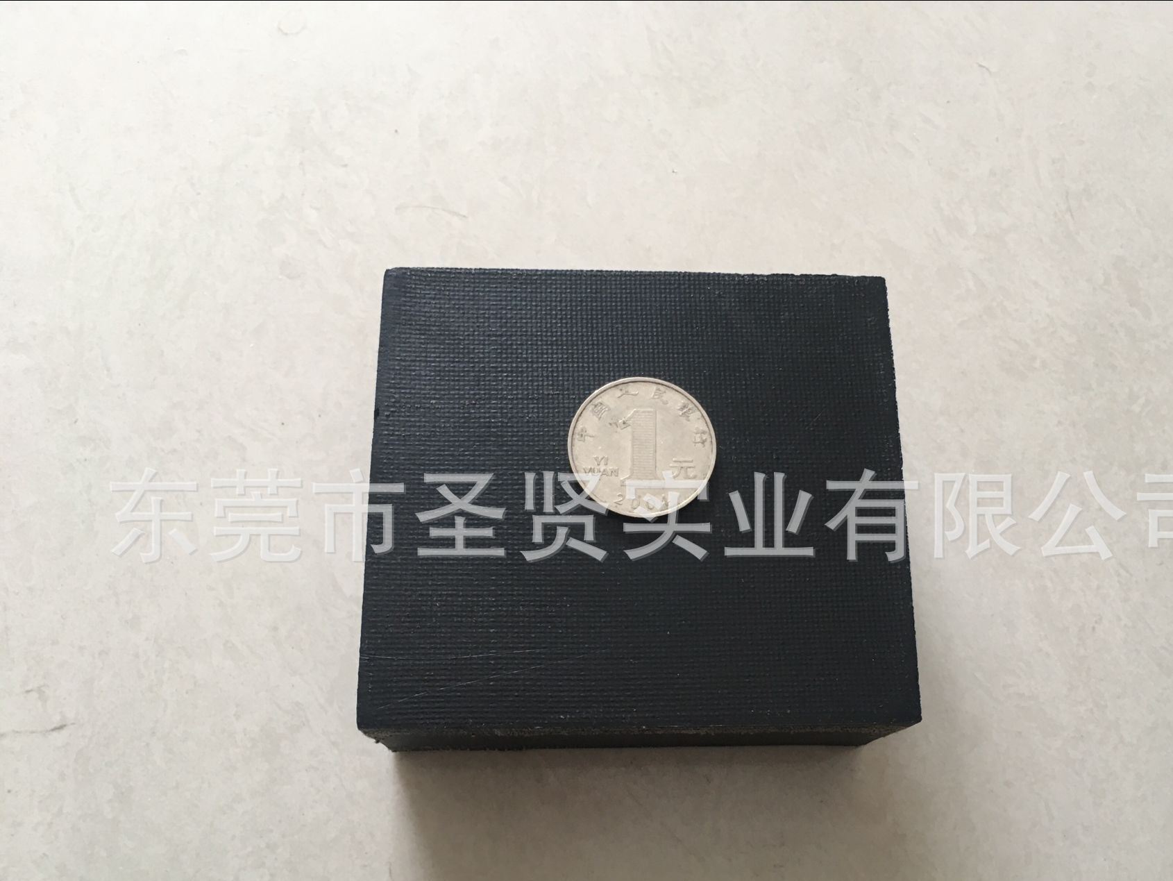 橡膠塊定制 減震防撞 橡膠墊加加強(qiáng)絲布 規(guī)格  歡迎訂制