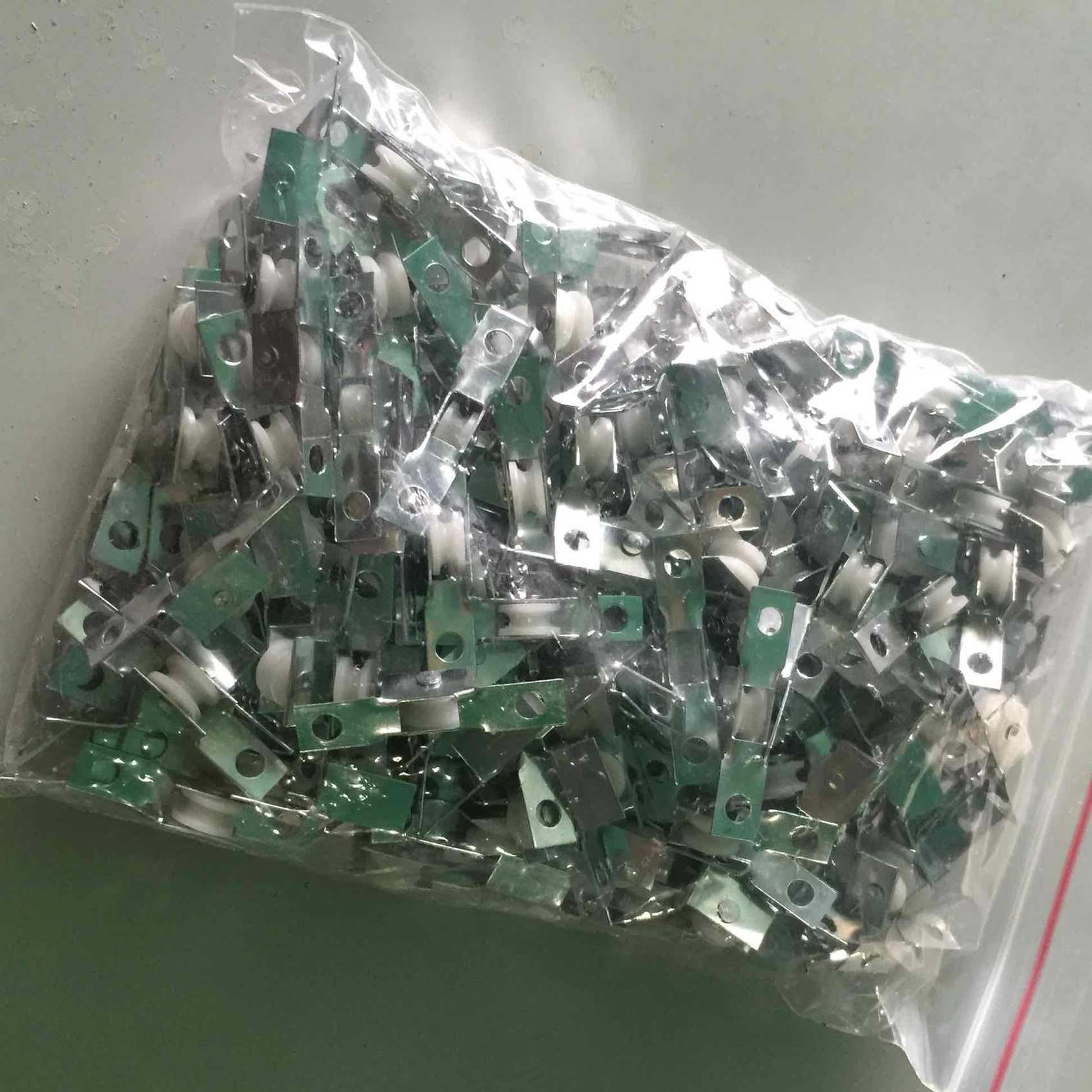 大量現貨供應各種片紗配件，小輪子。量多優惠