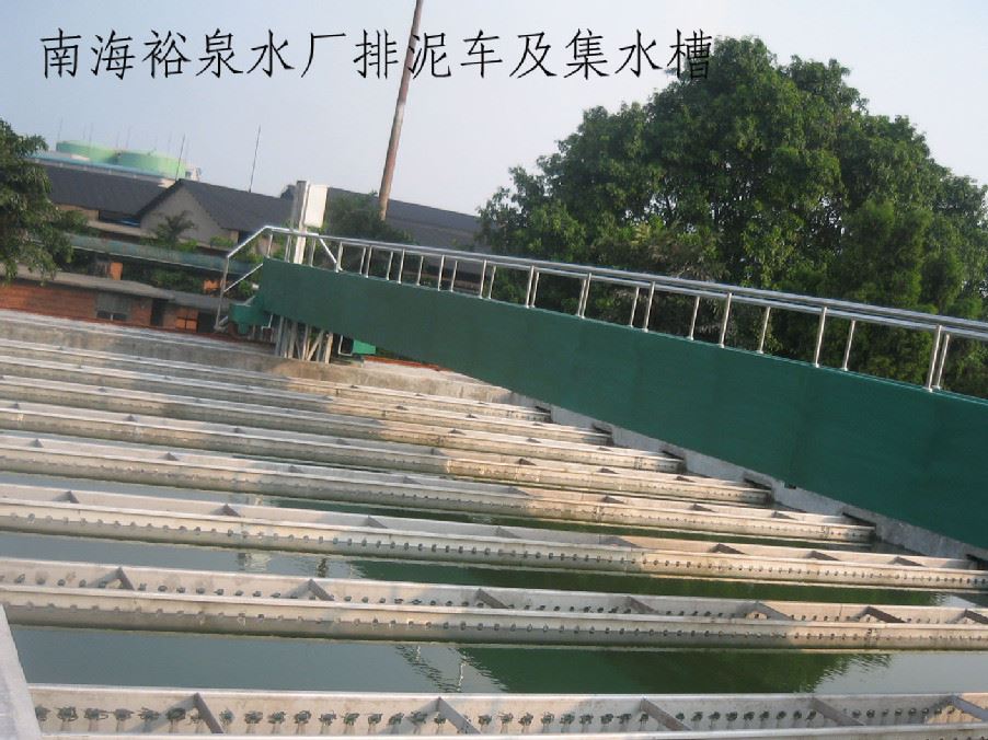 廠家直銷虹吸式排泥機、刮泥機、吸泥機、刮吸泥機