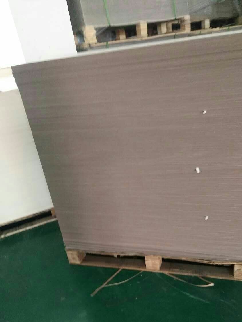 供應雙灰板紙，卷紙沖孔紙，家具用紙，汽車用紙