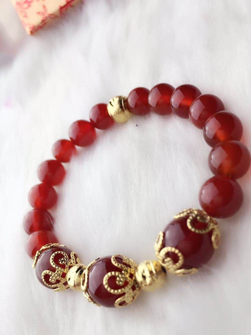 廠家直銷批發(fā)oubi歐幣手鏈 紅瑪瑙配歐幣飾品 花托 轉(zhuǎn)運(yùn)珠手飾