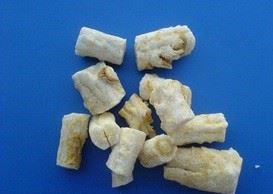中藥材沙參養(yǎng)陰清肺，化痰，益氣