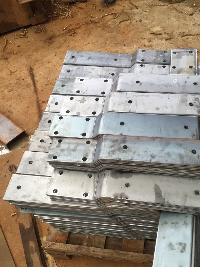 止水螺杆通丝螺杆螺栓预埋铁件山型卡止水钢板卡