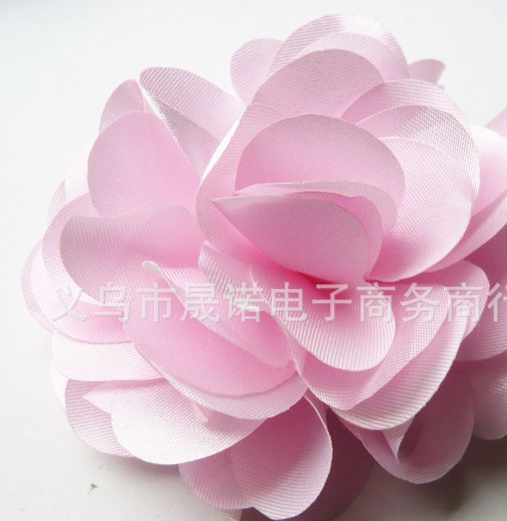 廠家供應(yīng)布料胸花,手工花